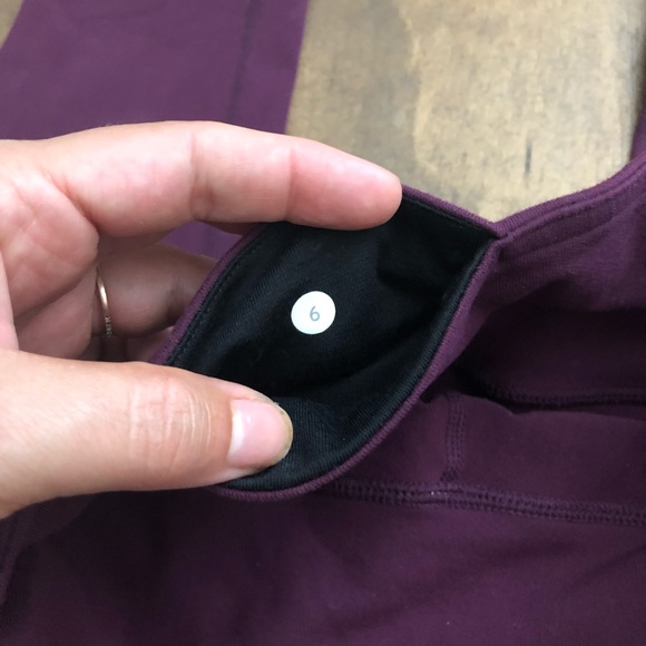 Lululemon Wunder Under - Picture 3 of 3